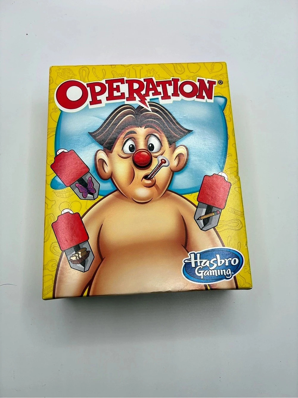 Hasbro Gaming Operation Electronic Board Game Yellow & Blue
